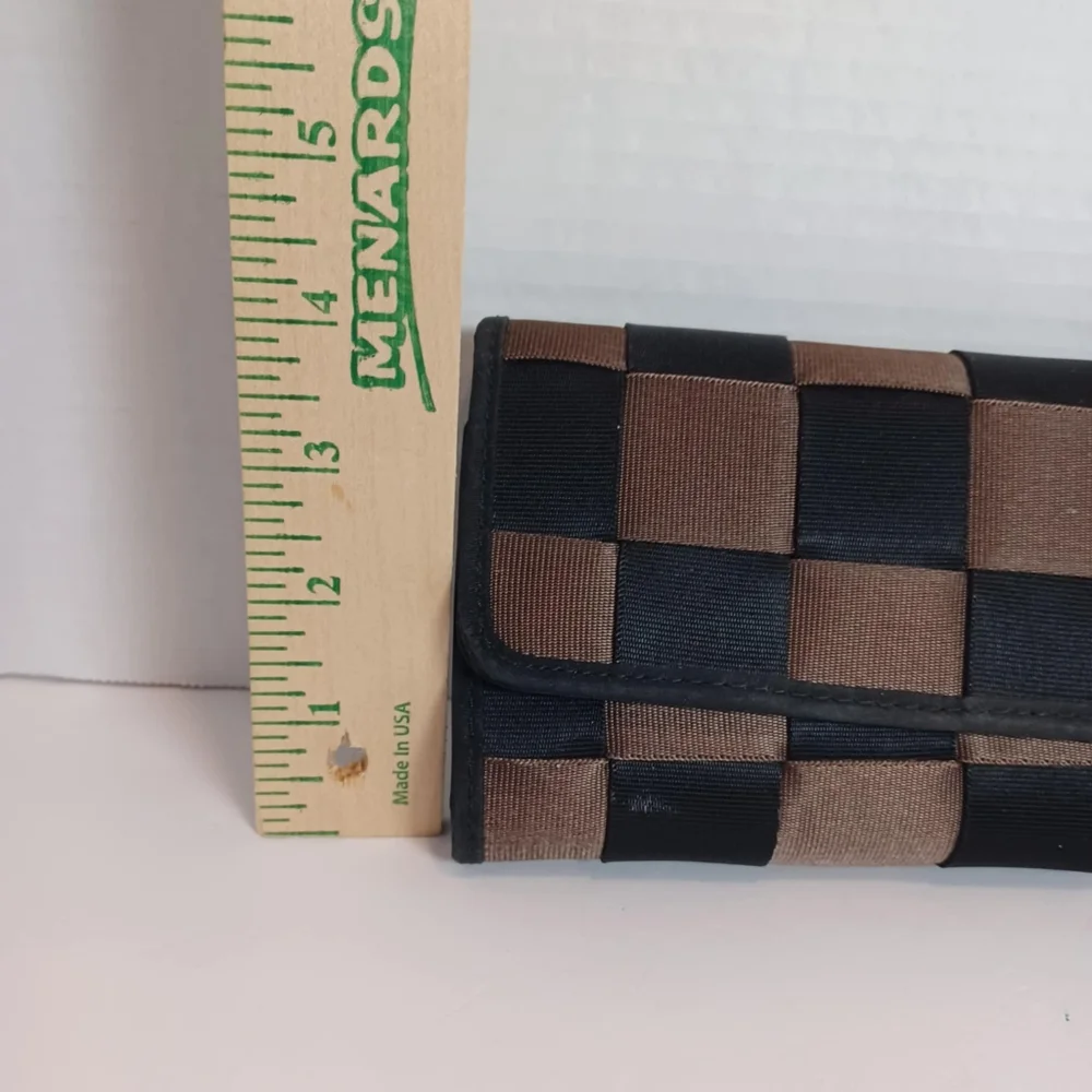 Seatbelt Style Wallet With Change Pouch &‎ Cardholder Black/Brown Women Clutch